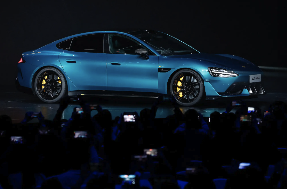 纽约时报：小米三年就能造车，苹果为何不能？