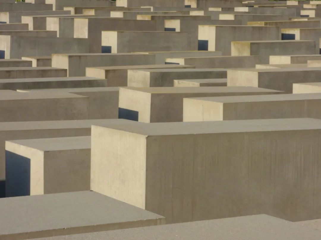 未来3年，AI一定无法取代什么人？