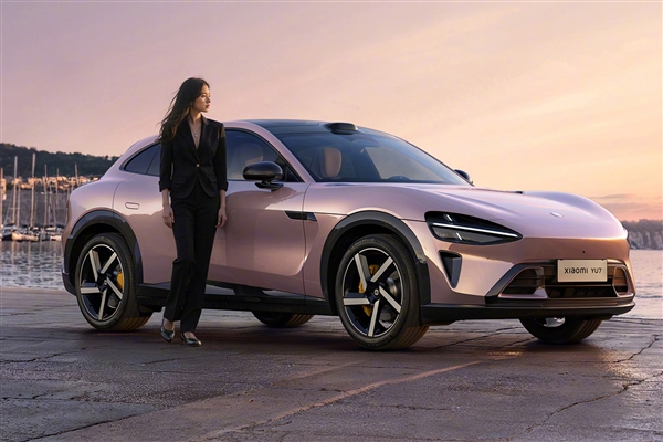 小米YU7 3分钟大定突破20万台：手机行业都十分羡慕