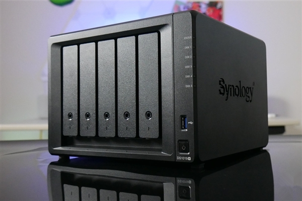 别骂NAS是智商税了！这3类人用它年省2000+